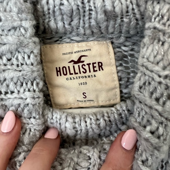 Hollister Chunky Knit Turtleneck Sweater - Picture 3 of 5